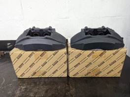 LS460 Calipers OEM Lexus Front K17 Brake BRAND NEW