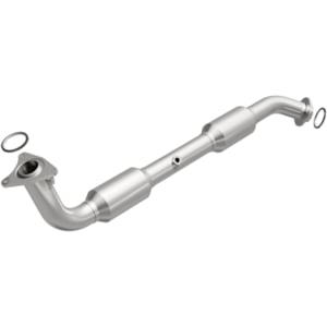 Magnaflow 13-17 Lexus LX570 5.7L Direct Fit Converter