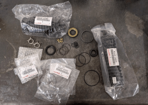 OEM Century Steering Rack Rebuild Kit Toyota V12 GZG50 PS pinion